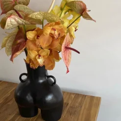 Vase Avec Poignees D'Amour (Noir)